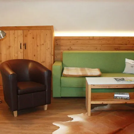 Alpenhof Apartment *